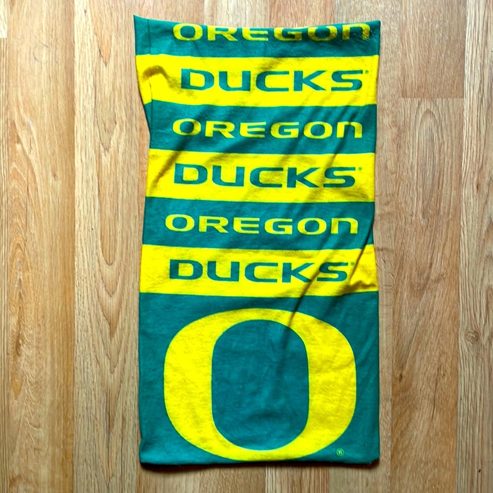 🟢🟡Oregon Ducks Face & Neck Gaiter